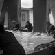 Donne intente a lavare i panni nei nuovi lavatoi di Piazza S. Agostino.